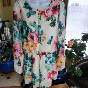 25207  Truly Me Sara Sara Floral Romper, sheer long sleeves 14